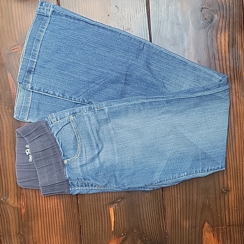 Gap Under-belly maternity jeans